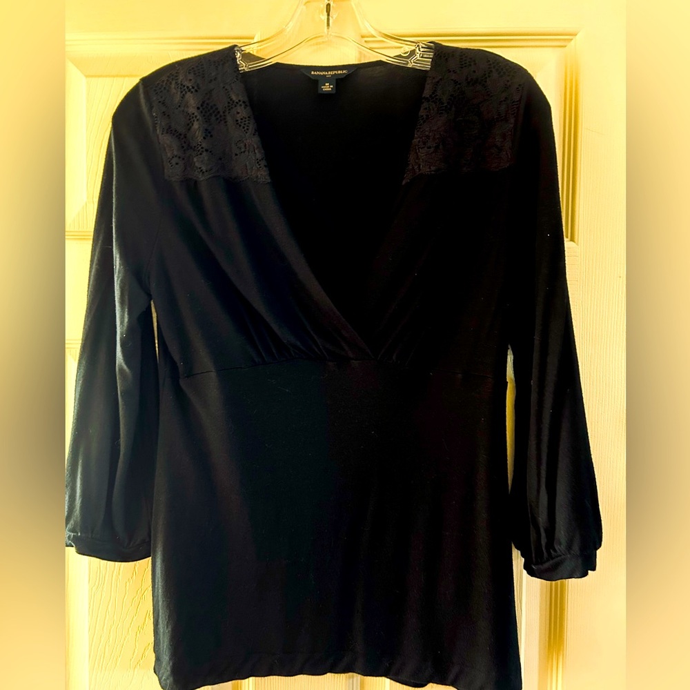 Banana Republic black 3/4 sleeve top, lace accent